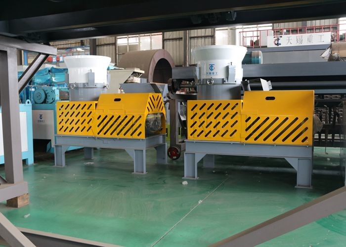 Линия производства гранул плоской формы Линия гранулирования плоской прессы для крупного производства