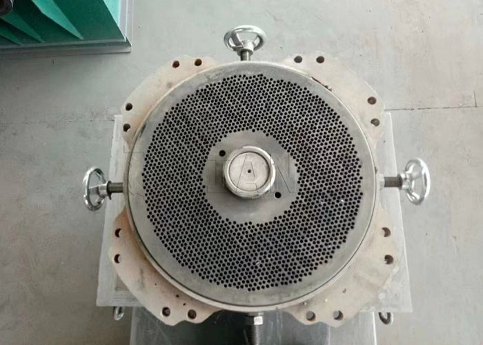 Линия производства гранул плоской формы Линия гранулирования плоской прессы для крупного производства