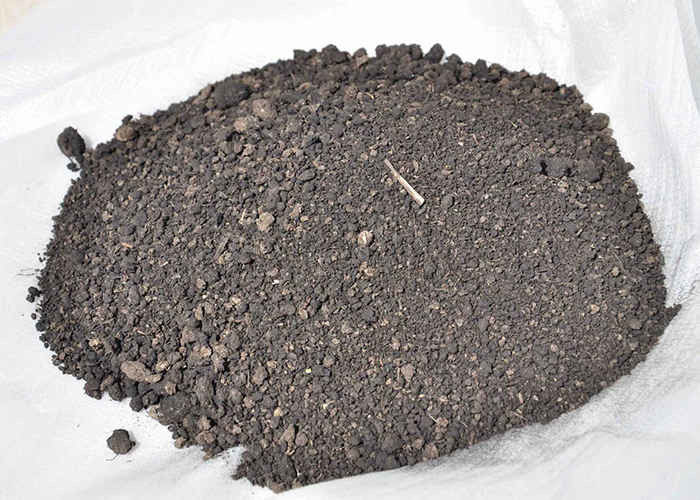 Машина для компостирования органических удобрений, гусеничного типа, для аэробного разложения в наземной куче