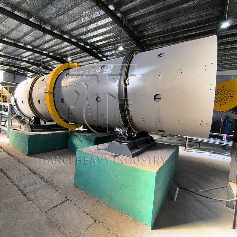 Волшебство роторного барабанного гранулирующего устройства превращает фосфатный порошок в сферические гранулы