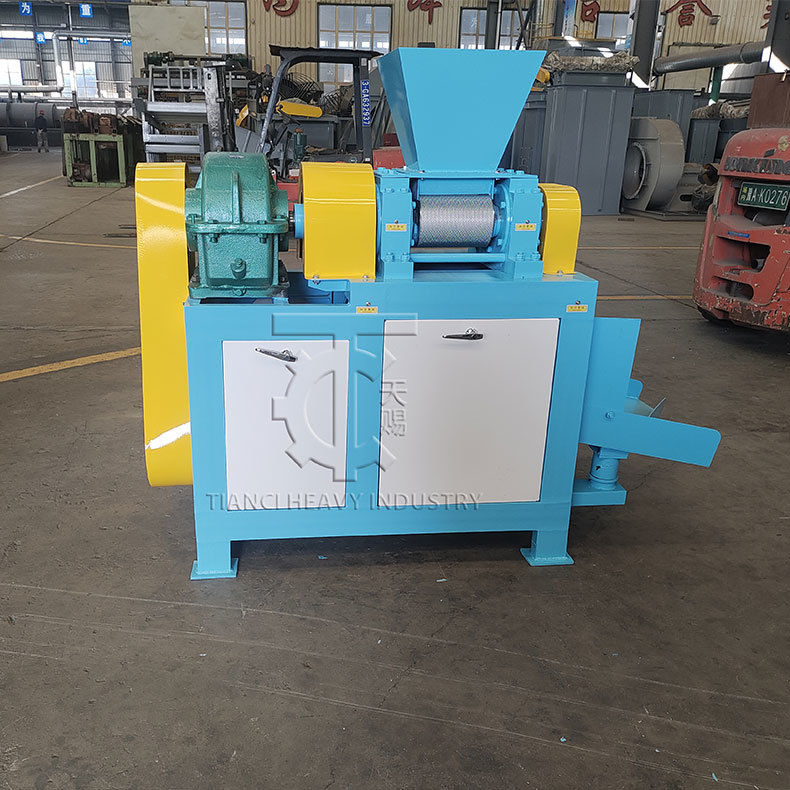 вальцовый гранулятор для гуминовых кислот для оборудования производственной линии гранулированных гуминовых кислотных удобрений